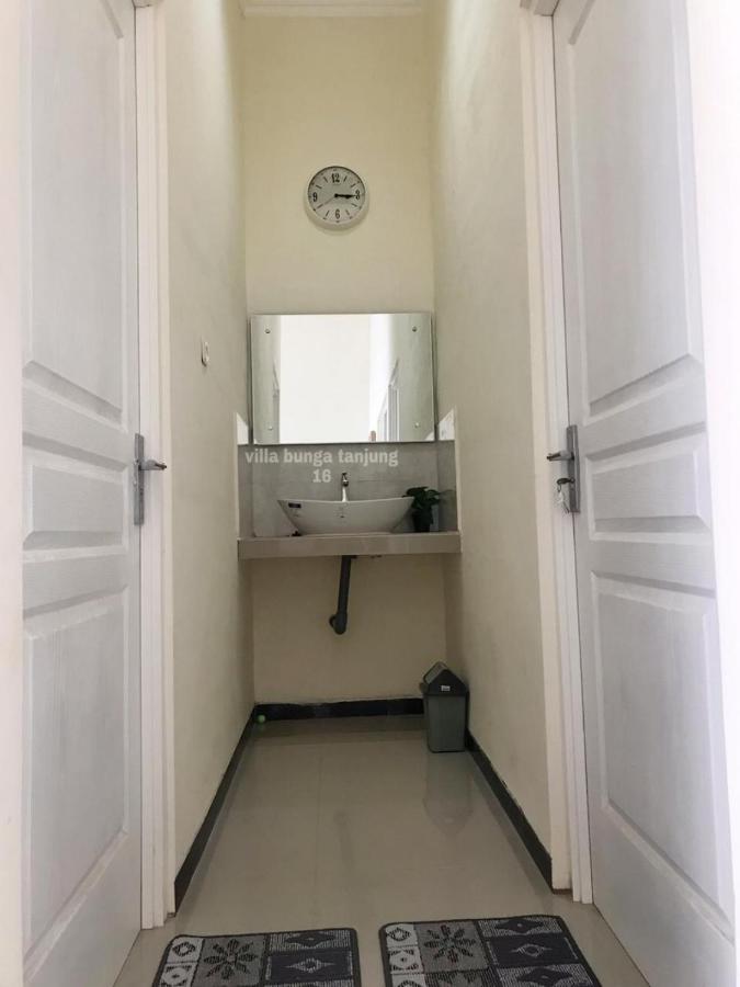 Villa Syariah Bunga Tanjung 16 Бату Экстерьер фото